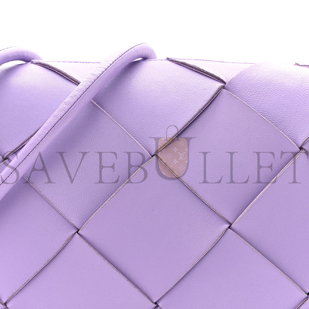 BOTTEGA VENETA LAMBSKIN MAXI INTRECCIATO SMALL CASSETTE CAMERA BAG WISTERIA (22*14*7cm)