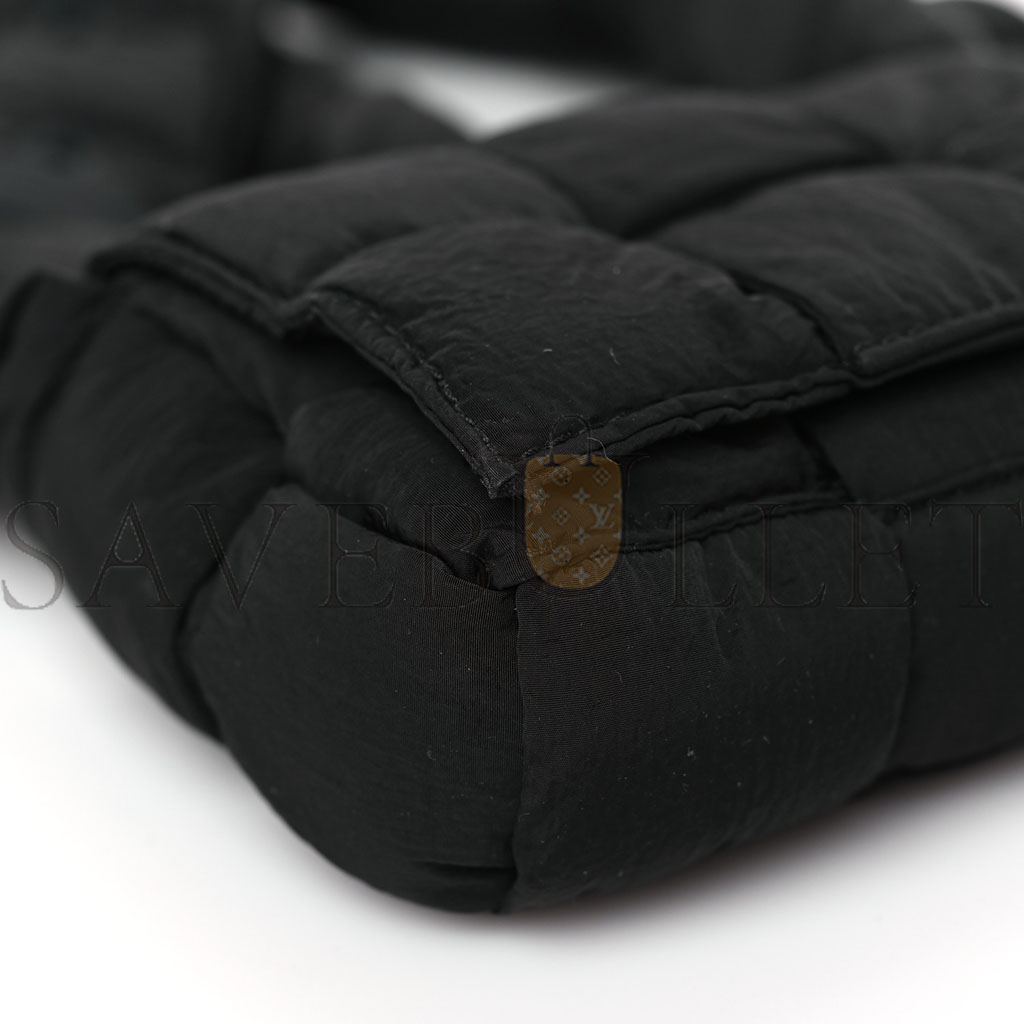 BOTTEGA VENETA NYLON INTRECCIATO PADDED TECH CANDY CASSETTE BAG BLACK  (23*14*7.5cm)