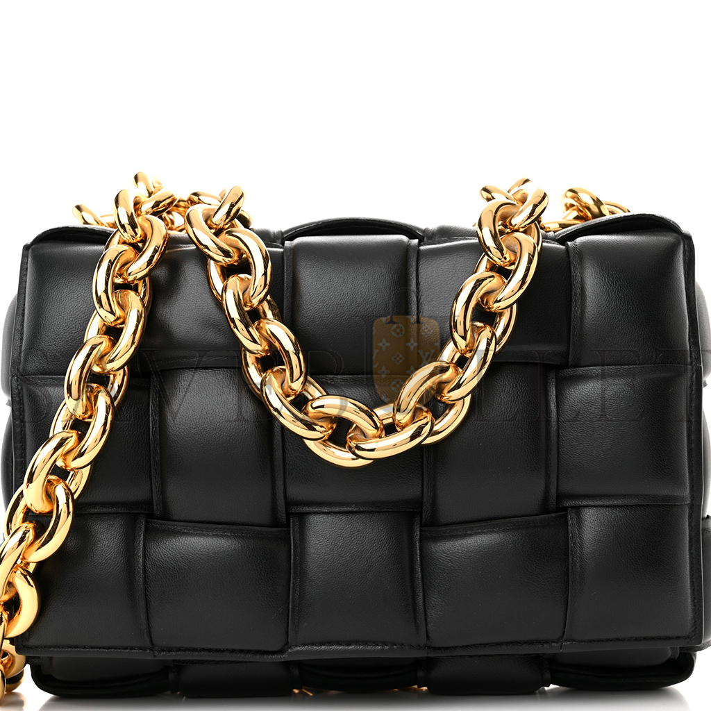 BOTTEGA VENETA LAMBSKIN MAXI INTRECCIO PADDED CHAIN CASSETTE CROSSBODY BAG BLACK (27*18*8cm)