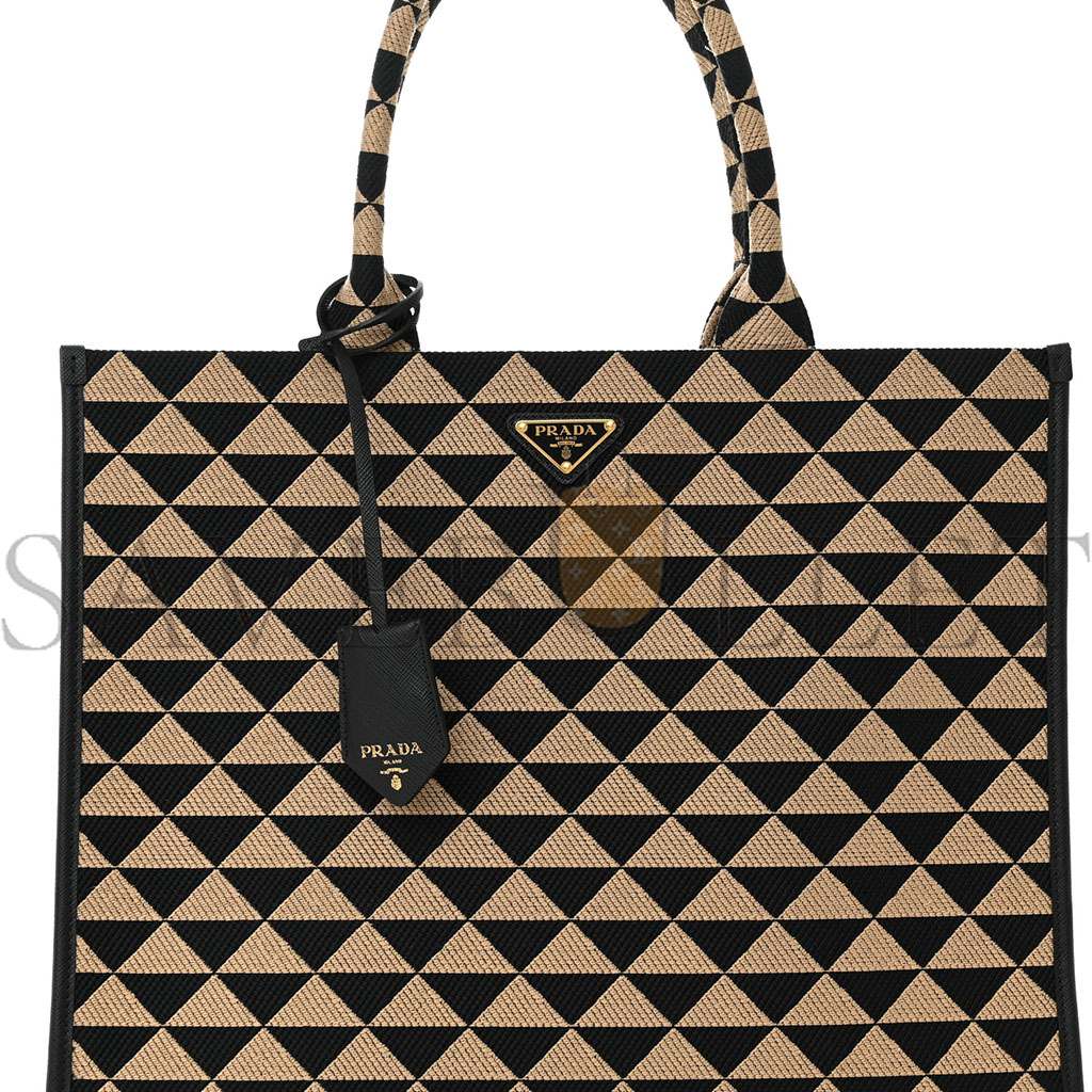 PRADA JACQUARD SAFFIANO TRIANGOLO SYMBOLE EMBROIDERED LARGE TOTE BLACK CORDA 1BA356 (39*31*10cm)