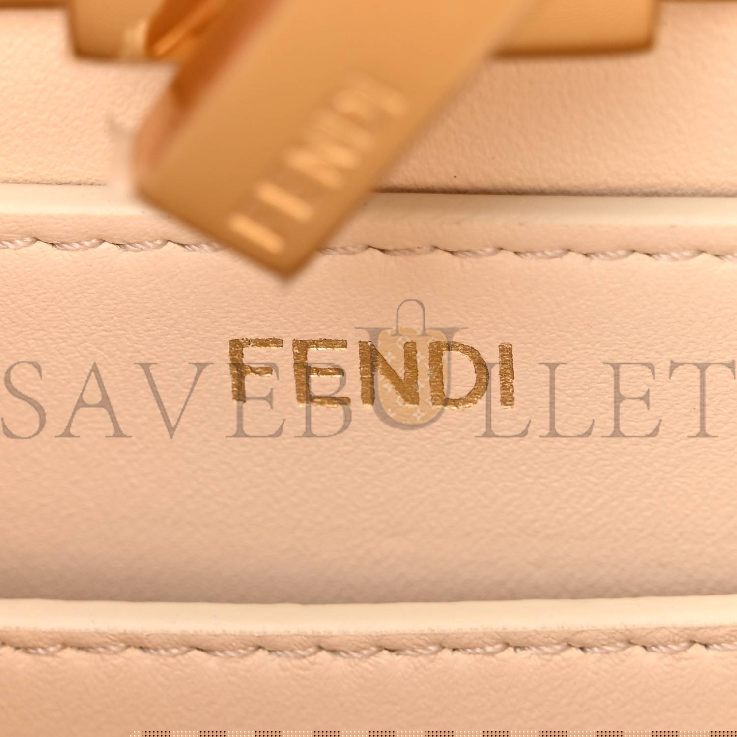FENDI VITELLO KING TAMPONATO LOGO EMBOSSED MEDIUM WALLET ON CHAIN BLACK (27*20*11cm)