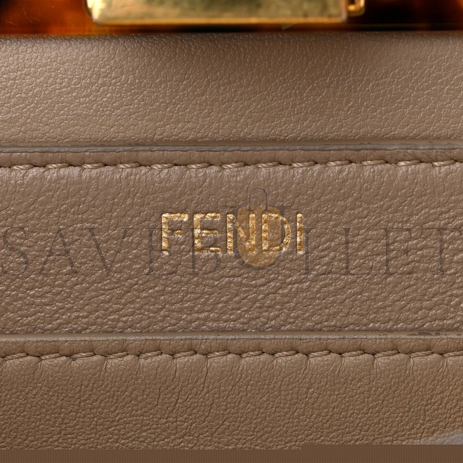 FENDI VITELLO SETA SHINY NAPPA PLEXIGLASS SMALL PEEKABOO I SEE U SATCHEL TARTARUGA (27*20*10cm)