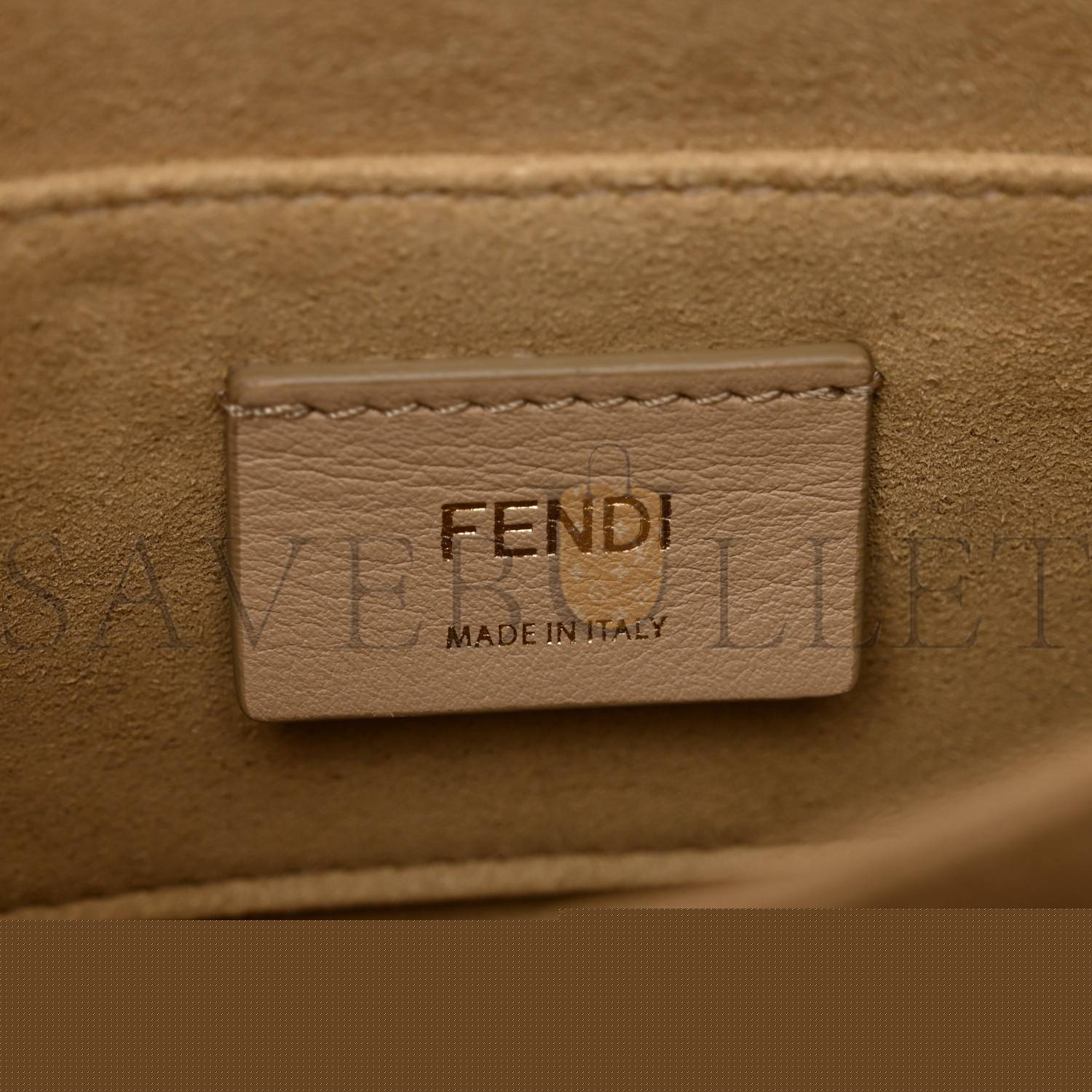 FENDI VITELLO LIBERTY BI-COLOR FF 1974 EMBOSSED SMALL KAN U SHOULDER BAG MAYA BLACK (19*15*9cm)