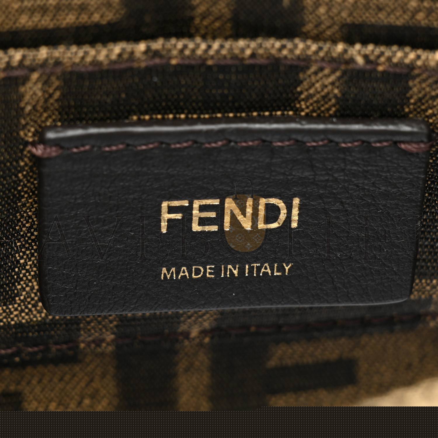 FENDI VITELLO KING PLEXIGLASS LOGO EMBOSSED MINI BY THE WAY TOP HANDLE BOSTON BAG BLACK (18*11*8cm)