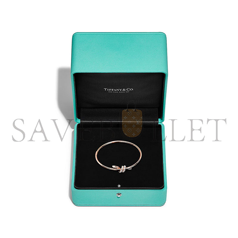 TIFFANY WIRE BANGLE IN ROSE GOLD WITH DIAMONDS 69345034