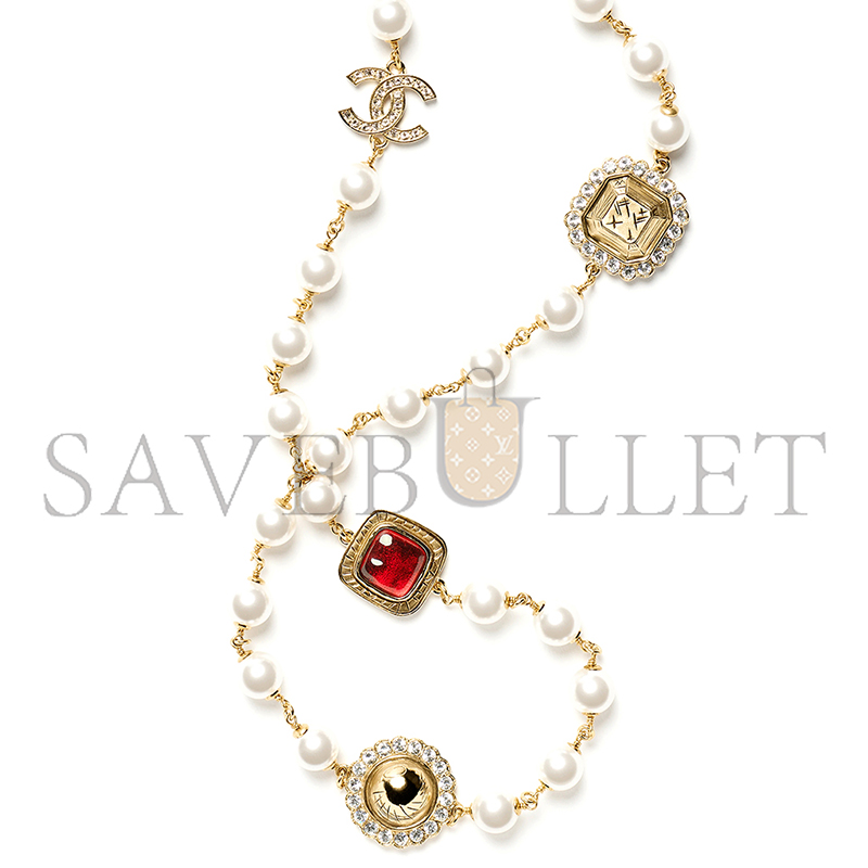 CHANEL LONG NECKLACE METAL, GLASS PEARLS & DIAMANTÉS GOLD, RED, PEARLY WHITE & CRYSTAL ABG681