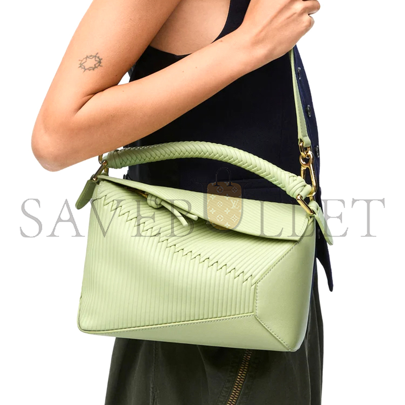 LOEWE SMALL PUZZLE BAG IN CALFSKIN A510P60X72-3916 (24*16.5*10.5cm)