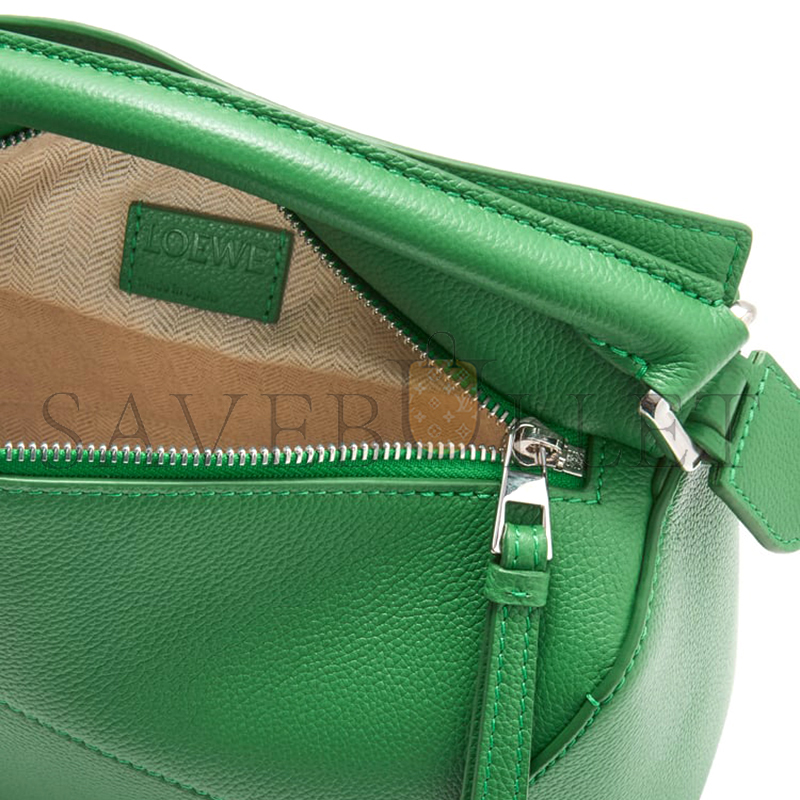 LOEWE SMALL PUZZLE EDGE BAG IN SOFT GRAINED CALFSKIN A510P60X77-4748 (24*16.5*10.5cm)