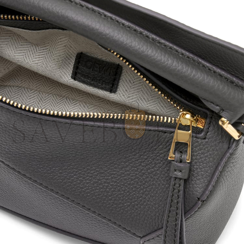 LOEWE MINI PUZZLE EDGE BAG IN SOFT GRAINED CALFSKIN A510P88X16-1220 (18*12.5*8cm)