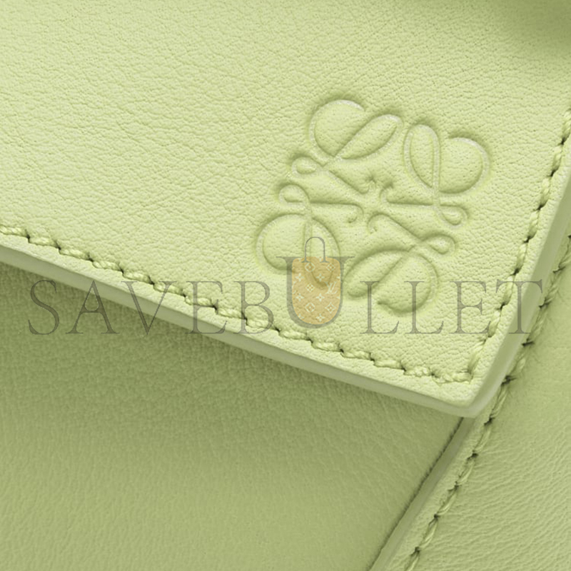 LOEWE MINI PUZZLE EDGE BAG IN CLASSIC CALFSKIN A510P88X26-3916 (18*12.5*8cm)