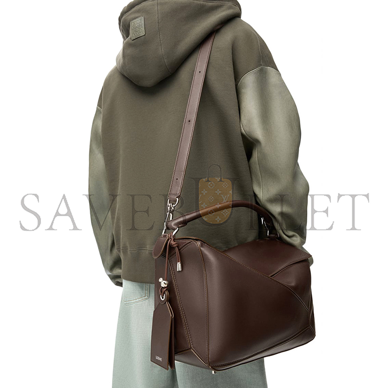 LOEWE LARGE FEATHERLIGHT PUZZLE BAG IN NAPPA LAMBSKIN B510PNLX02 (33*21.5*14.7cm)