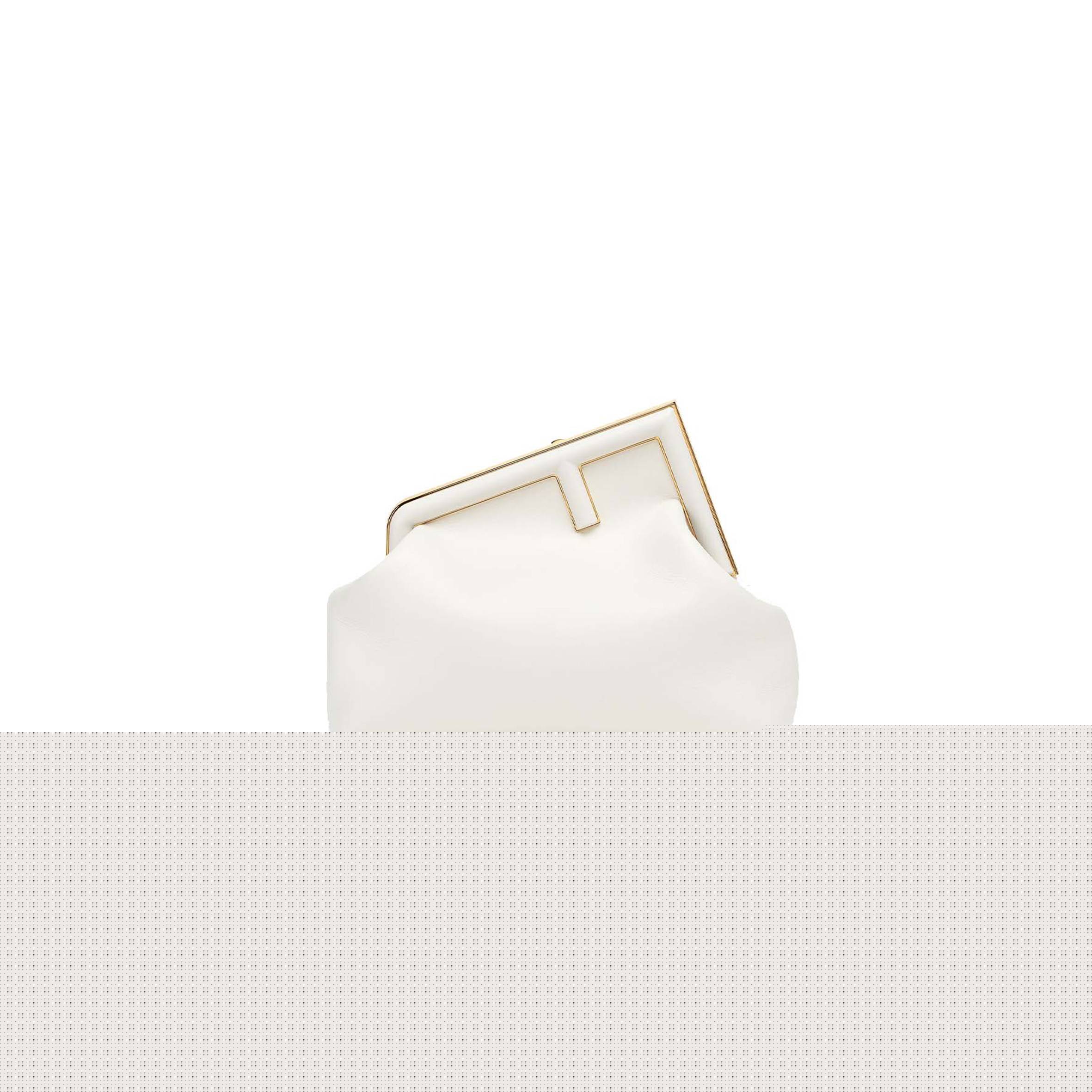 FENDI FIRST MEDIUM - WHITE LEATHER BAG8BP127ABVEF0QVL (32.5*23.5*15cm)