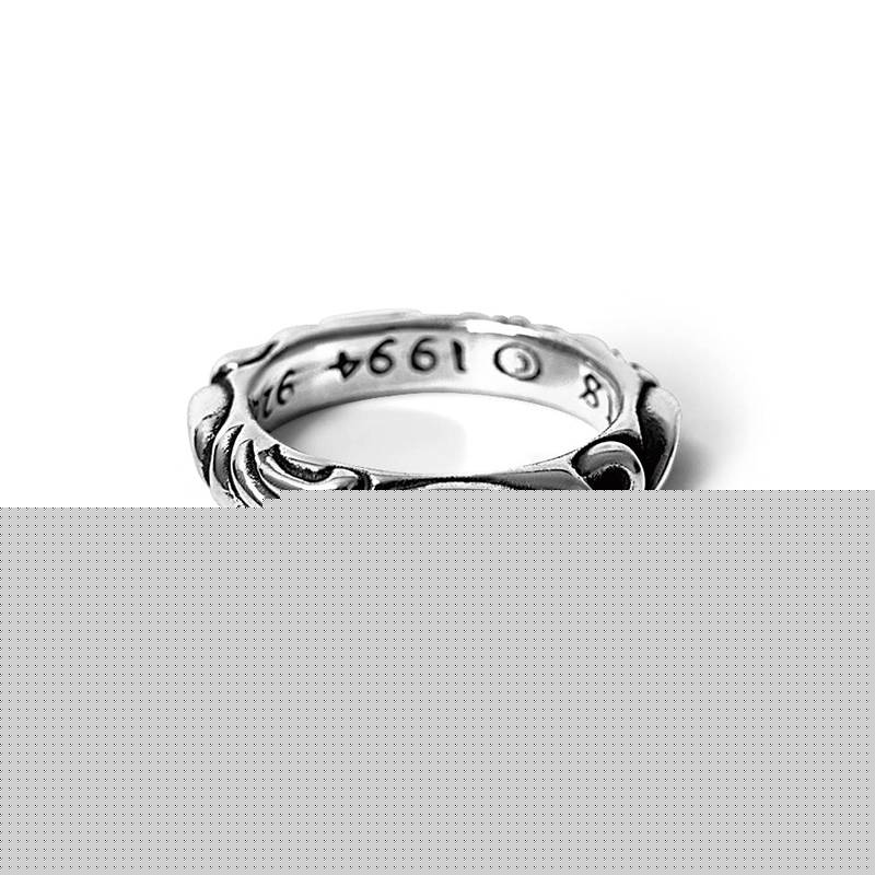 CHROME HEARTS SCROLL BAND RING