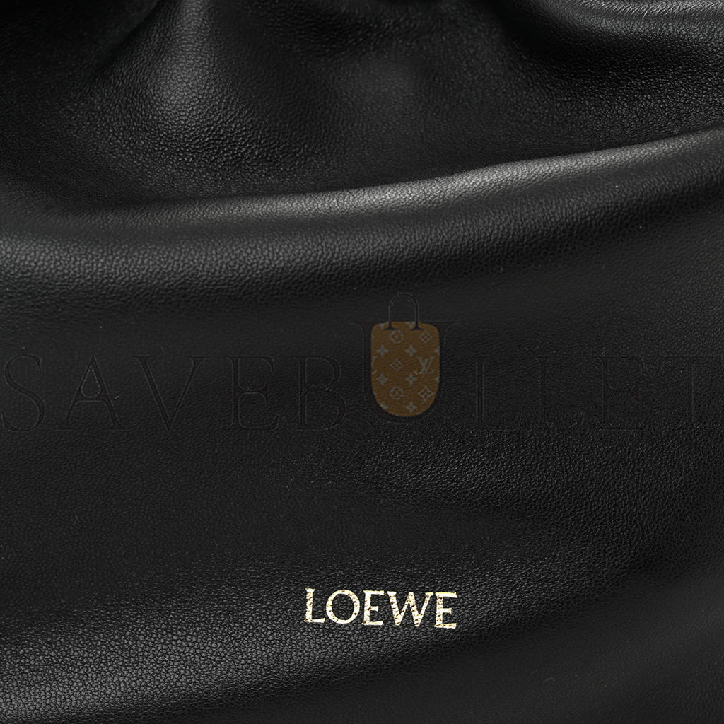 LOEWE NAPPA SMALL SQUEEZE BAG BLACK (29*24*10.5cm)