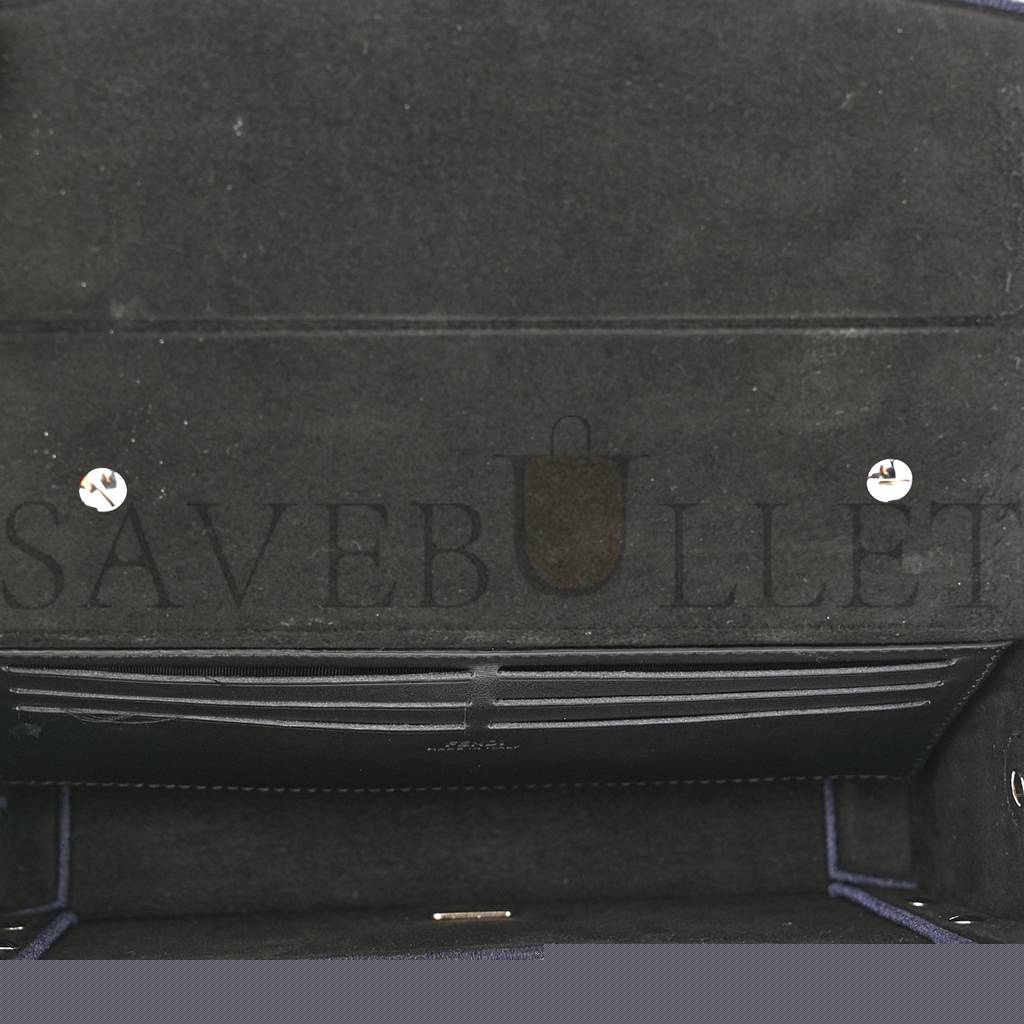 FENDI FABRIC JACQUARD REACTIVE JEAN DENIM VITELLO COVER FF BAGUETTE SOFT TRUNK BLUE BLACK (21*12*6cm)