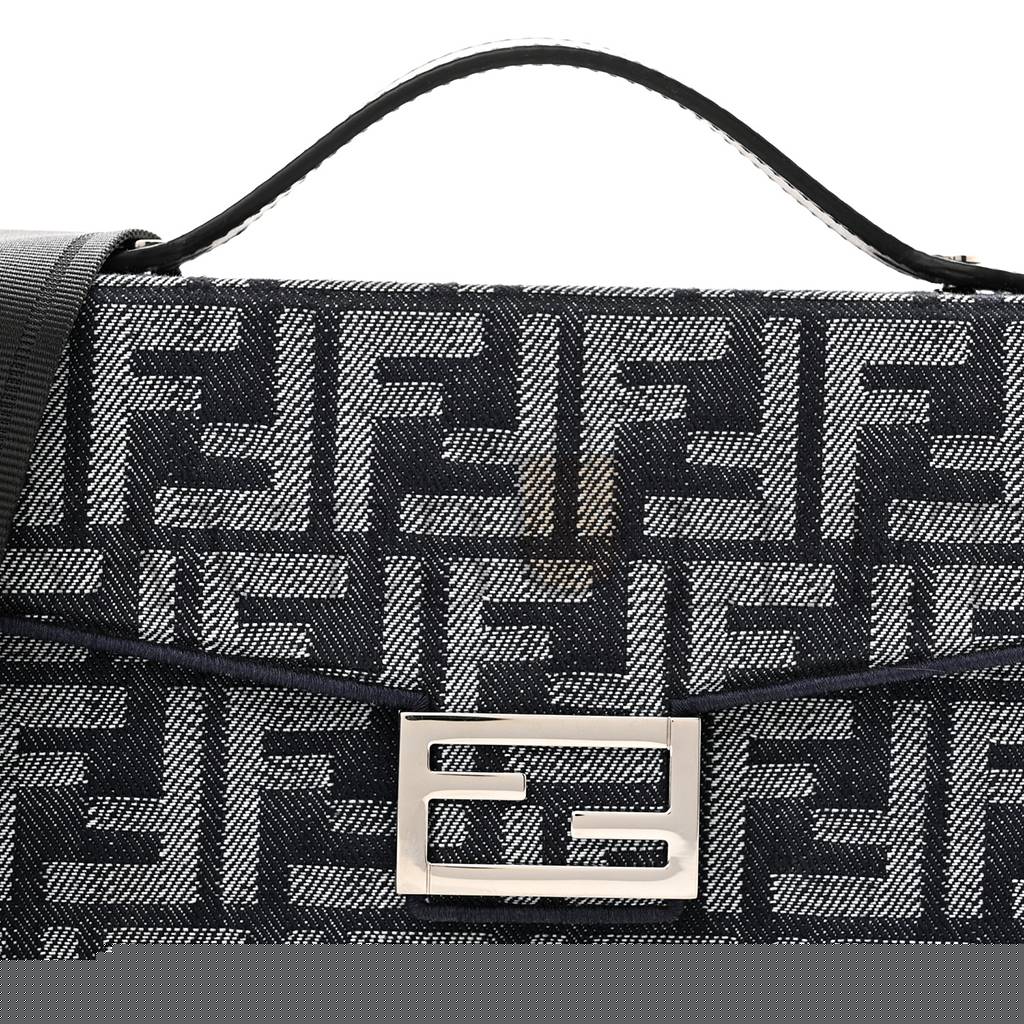 FENDI FABRIC JACQUARD REACTIVE JEAN DENIM VITELLO COVER FF BAGUETTE SOFT TRUNK BLUE BLACK (21*12*6cm)