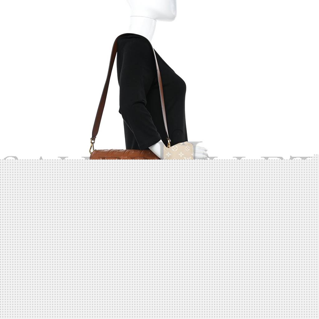 FENDI NAPPA FF 1974 EMBOSSED BAGUETTE COLONIALE (26*16*6cm)