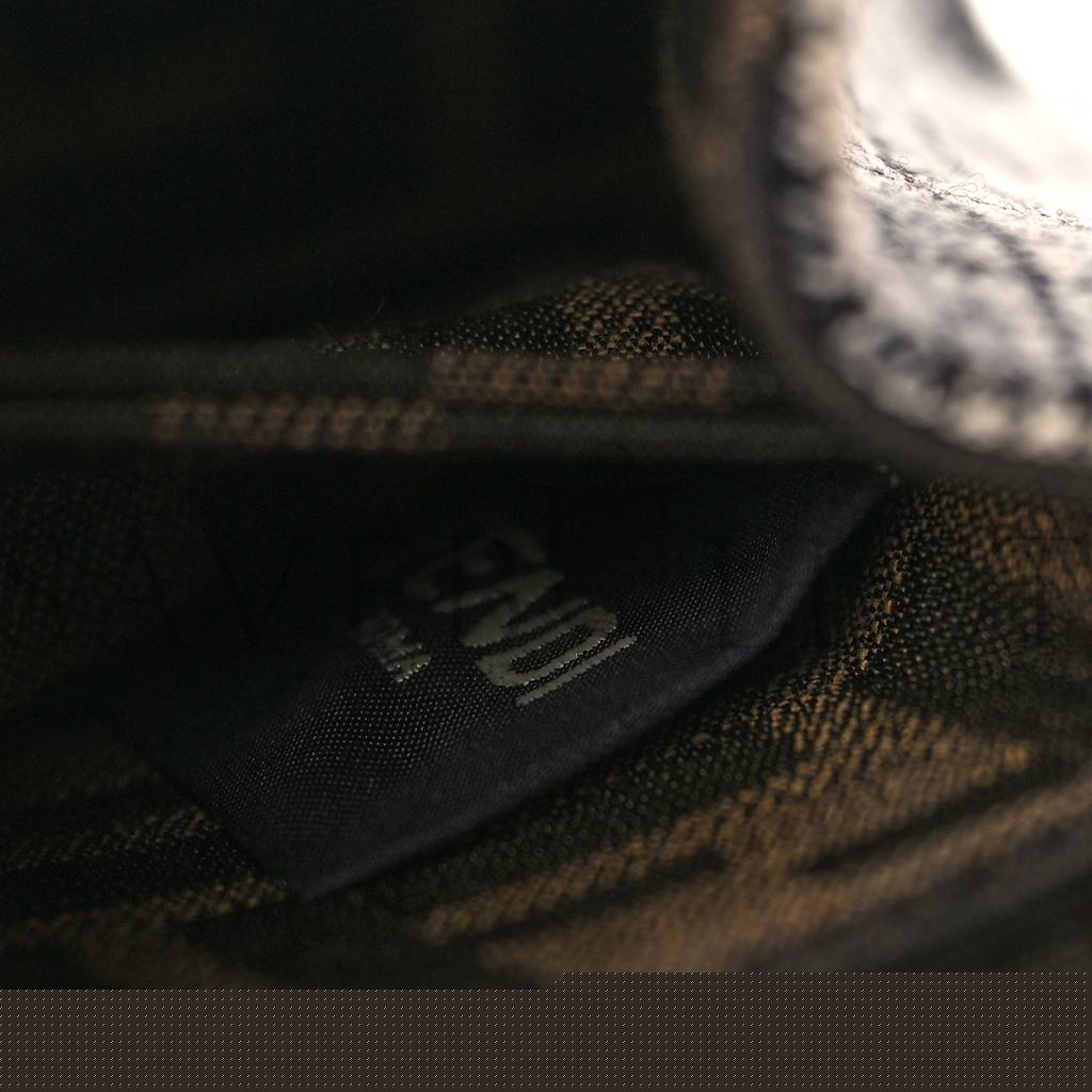 FENDI WOOL FABRIC JACQUARD CUOIO HOUNDSTOOTH FF 1974 PETITE PEEKABOO I SEE U SATCHEL GREY BLACK (20*15*11cm)