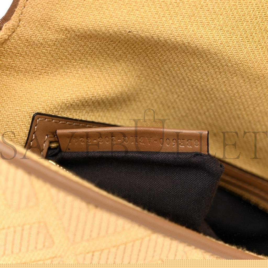 FENDI RAFFIA VITELLO KING LUCIDO FF EMBROIDERED BAGUETTE GRANO SAND (28*15*6cm)