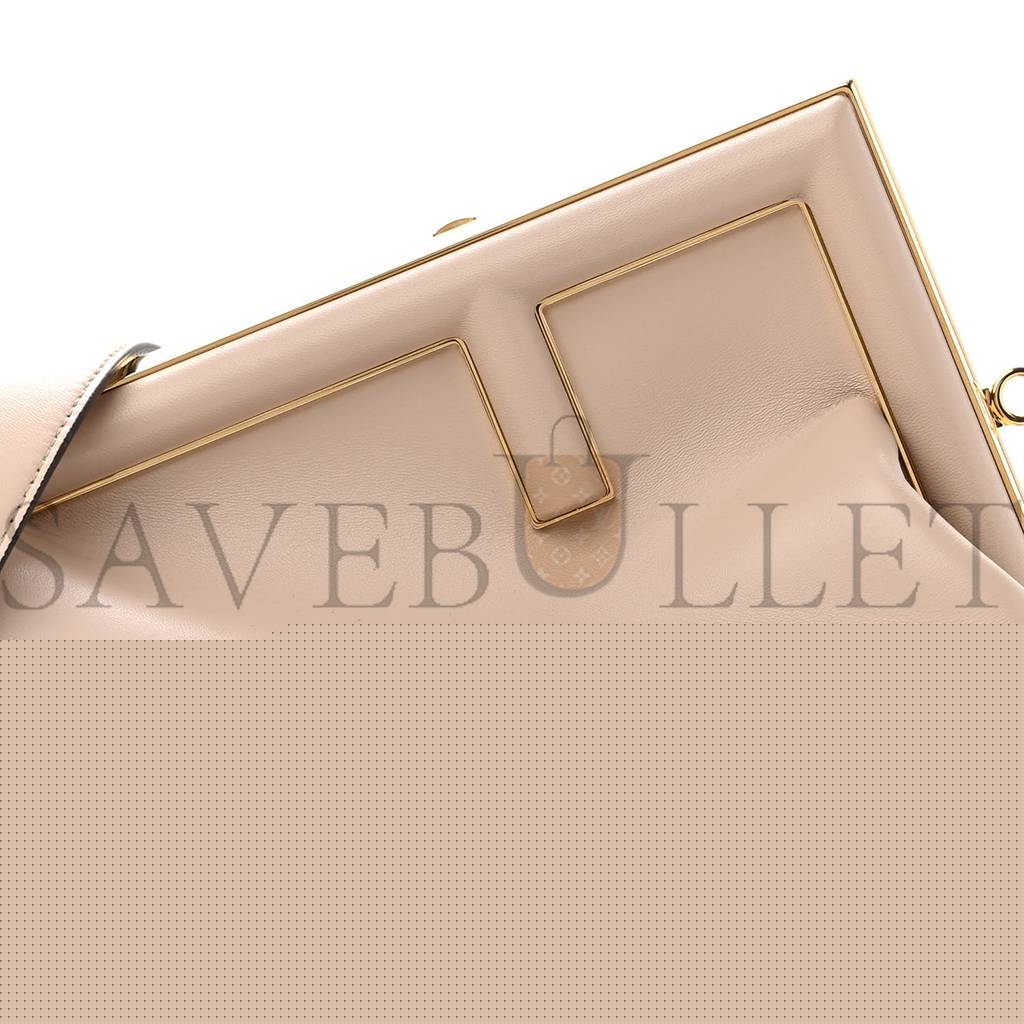 FENDI SHINY NAPPA MEDIUM FENDI FIRST NUVOLA (32.5*23.5*15cm)