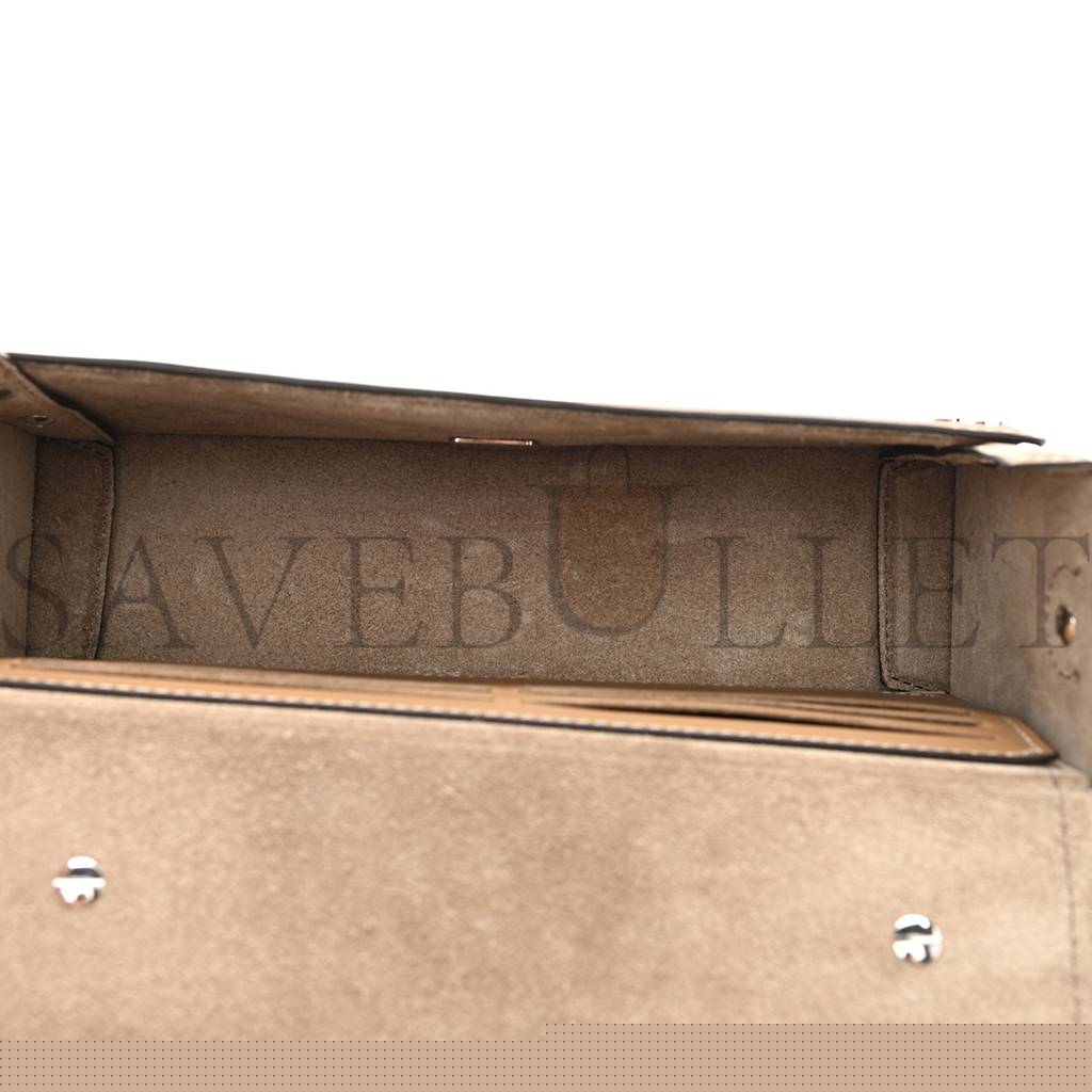 FENDI RECYCLED FABRIC JACQUARD VITELLO KING FF 1974 BAGUETTE SOFT TRUNK TOBACCO MORO SAND (21*15*6cm)