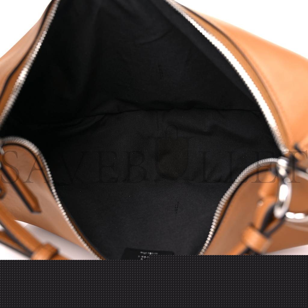 FENDI VITELLO GRACE MATTE MEDIUM FENDIGRAPHY HOBO BAG CARAMELLO (27*22*11cm)