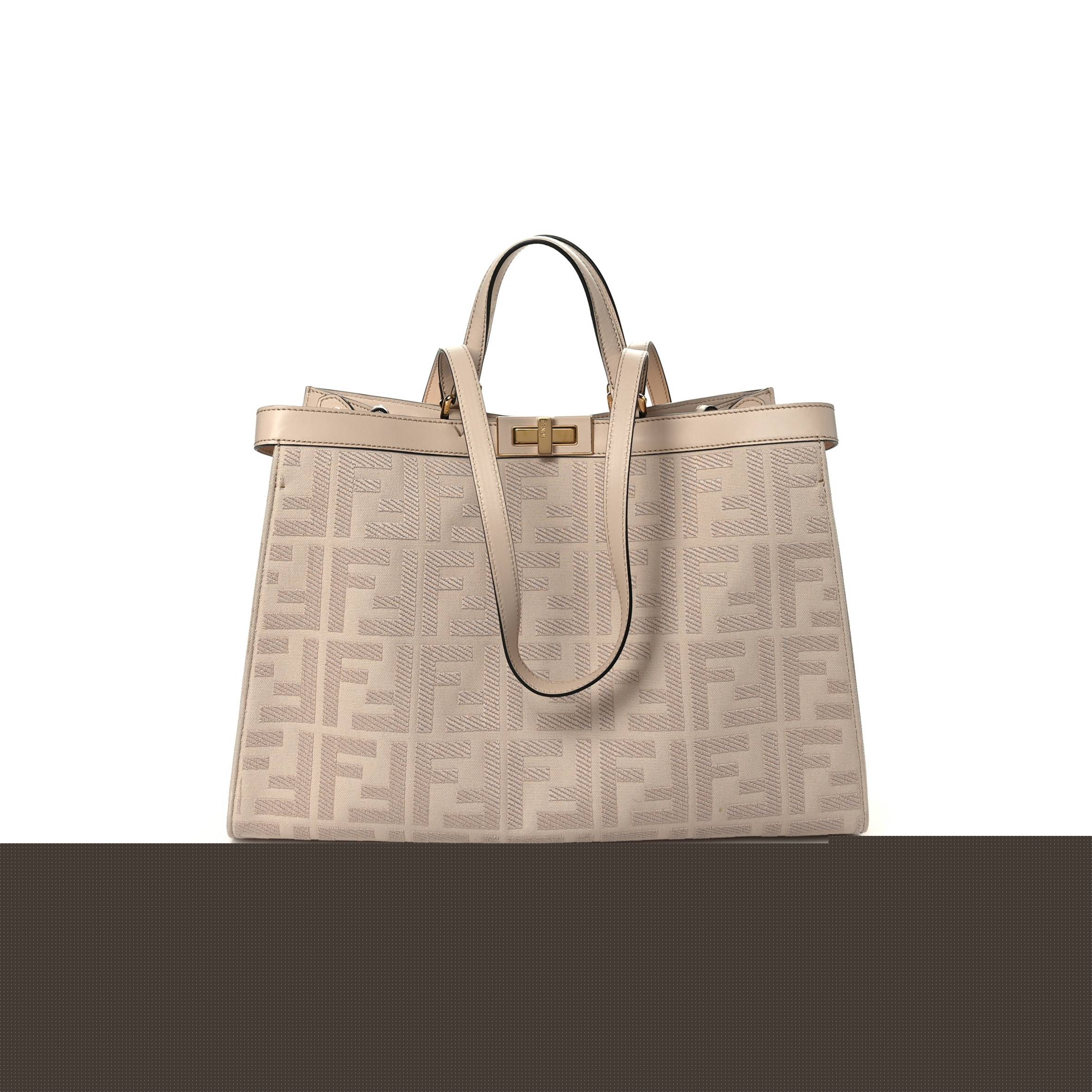 FENDI CANVAS VITELLO KING FF EMBROIDERED MEDIUM PEEKABOO X-TOTE POUDRE (41*29*15cm)
