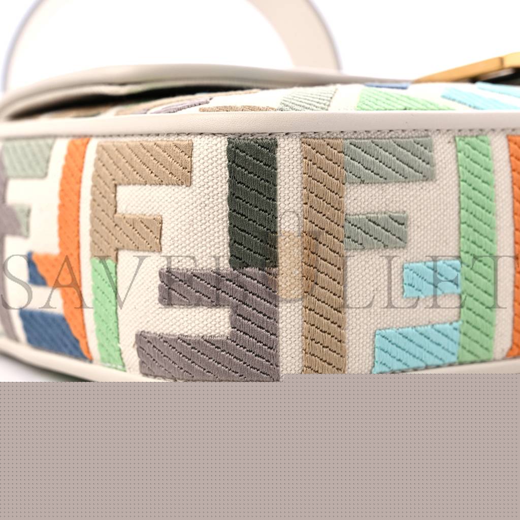 FENDI KUBAN CANVAS VITELLO KING FF EMBROIDERED BAGUETTE LATTE MULTICOLOR (27*13*6cm)