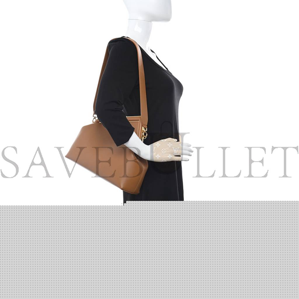 FENDI SHINY NAPPA MEDIUM FENDI FIRST CARAMELLO (32.5*23.5*15cm)
